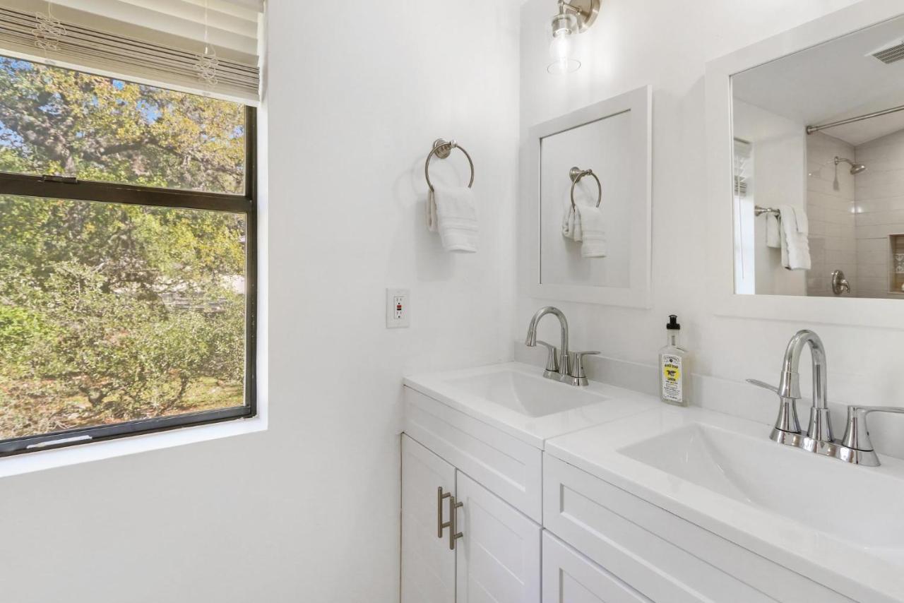 Wimberley Log Cabins Resort And Suites- Unit 2 エクステリア 写真