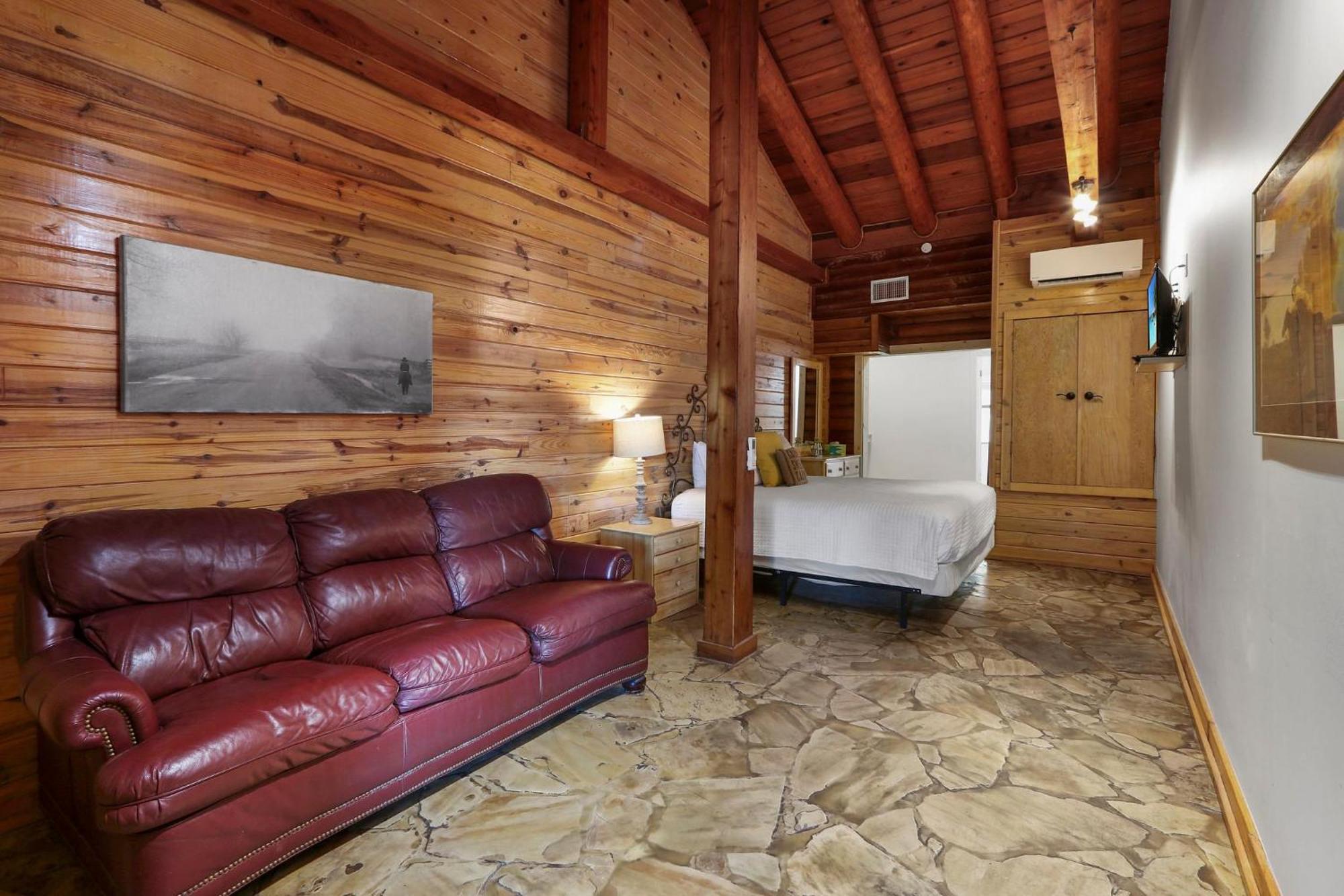 Wimberley Log Cabins Resort And Suites- Unit 2 エクステリア 写真